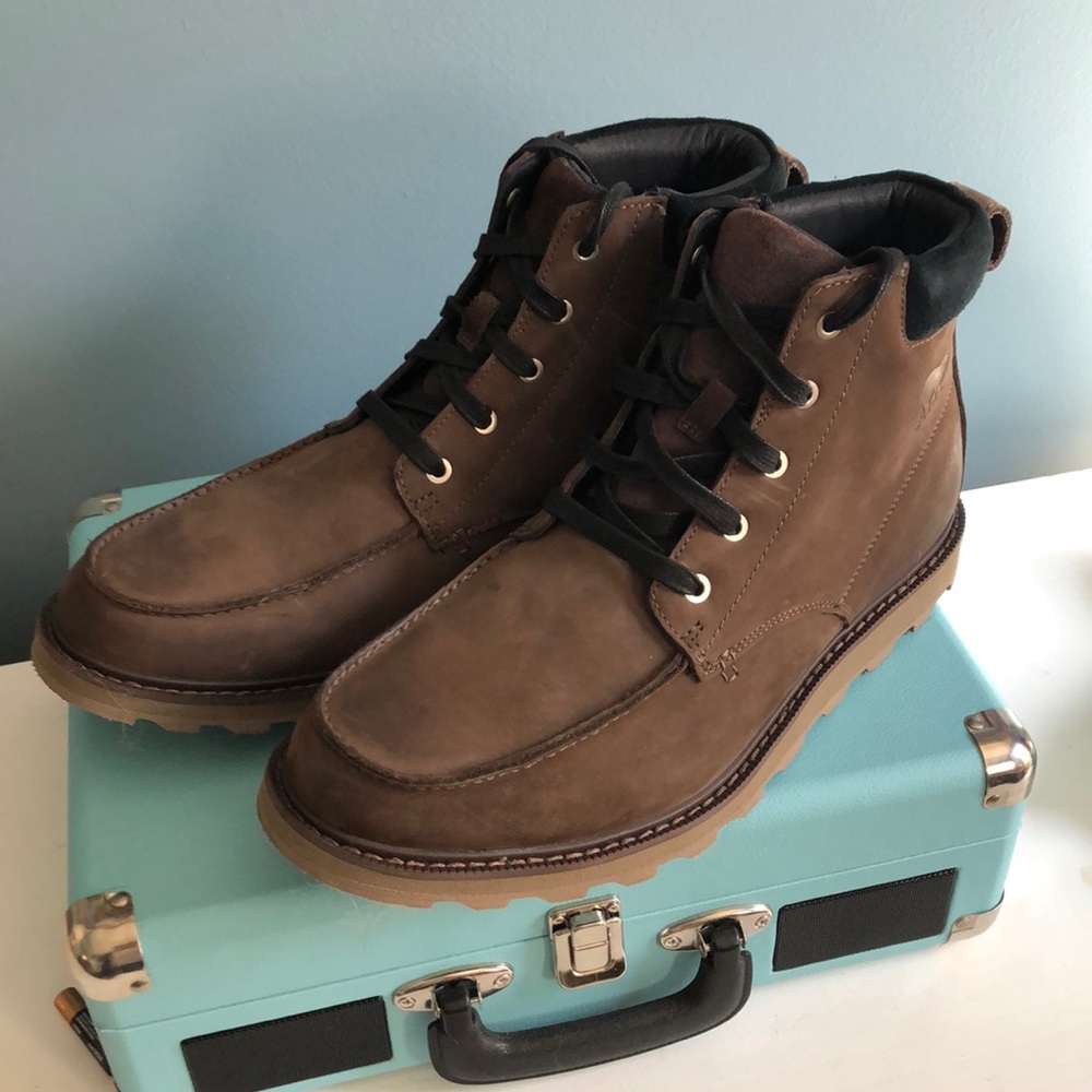 Size 11.5 Sorel Madison Moc Toe boot.